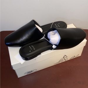 NIB Black Mules - 6.5